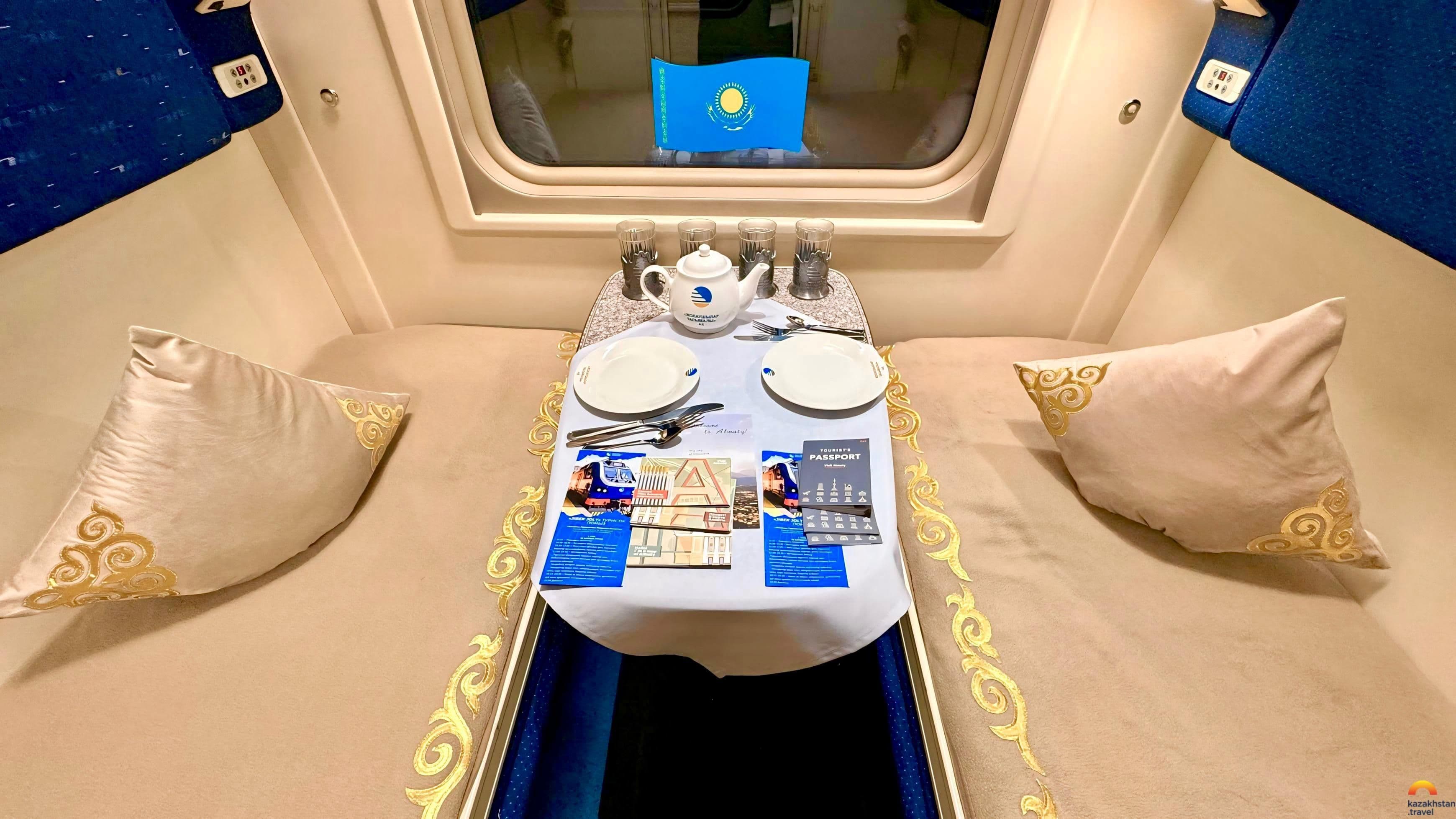 Туристский поезд «Jibek Joly» вновь отправится в путь по историческим местам!