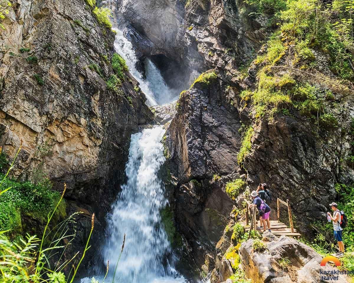 Кайракский водопад