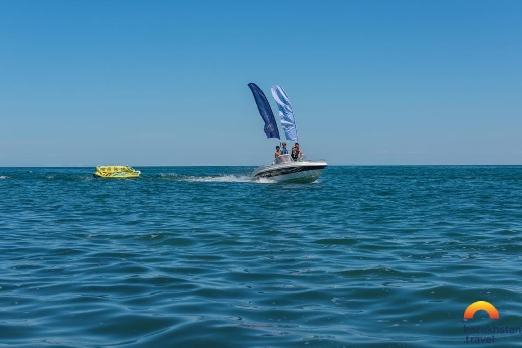 Южное побережье озера Алаколь