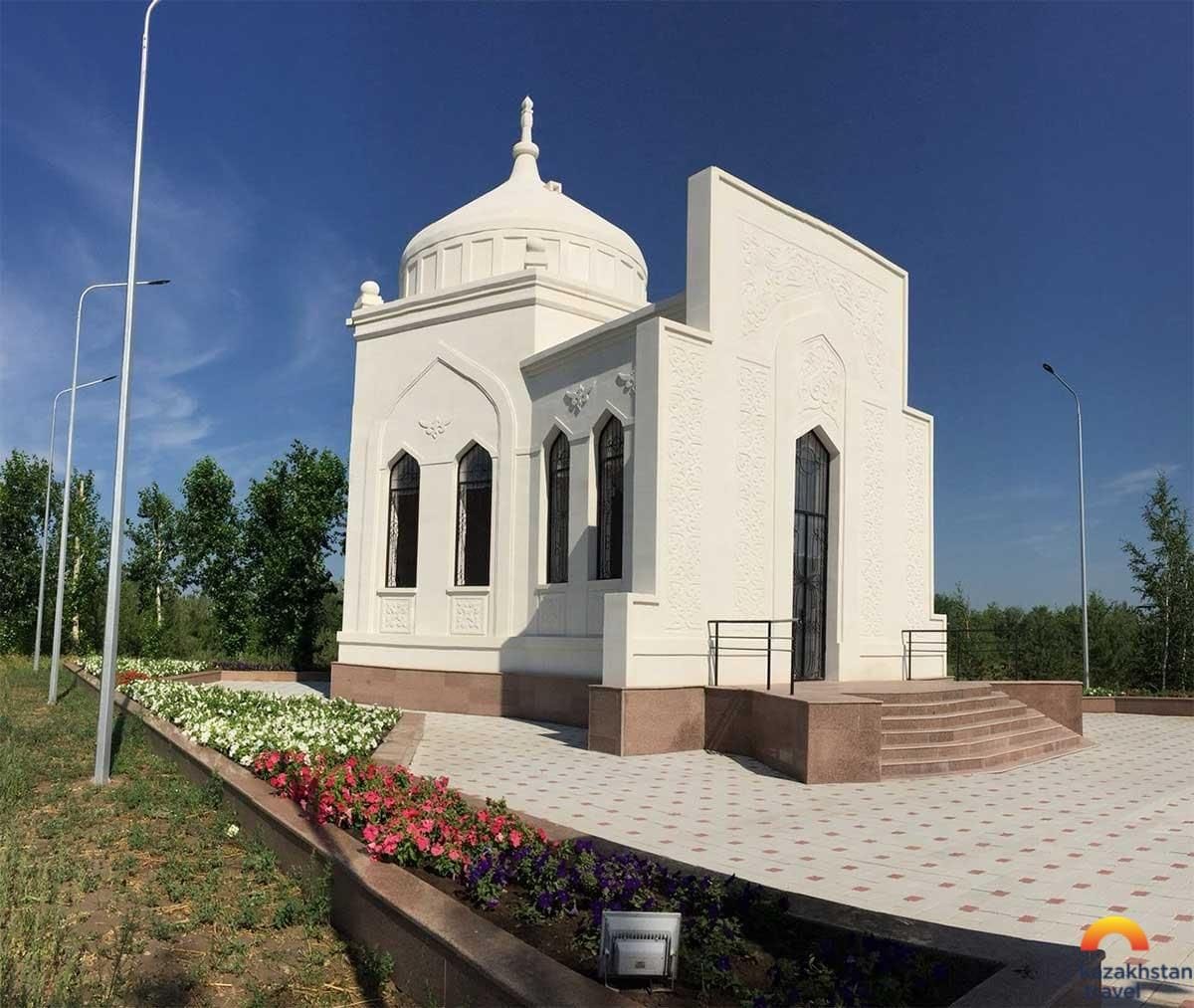 Мавзолей Ыбырая Алтынсарина
