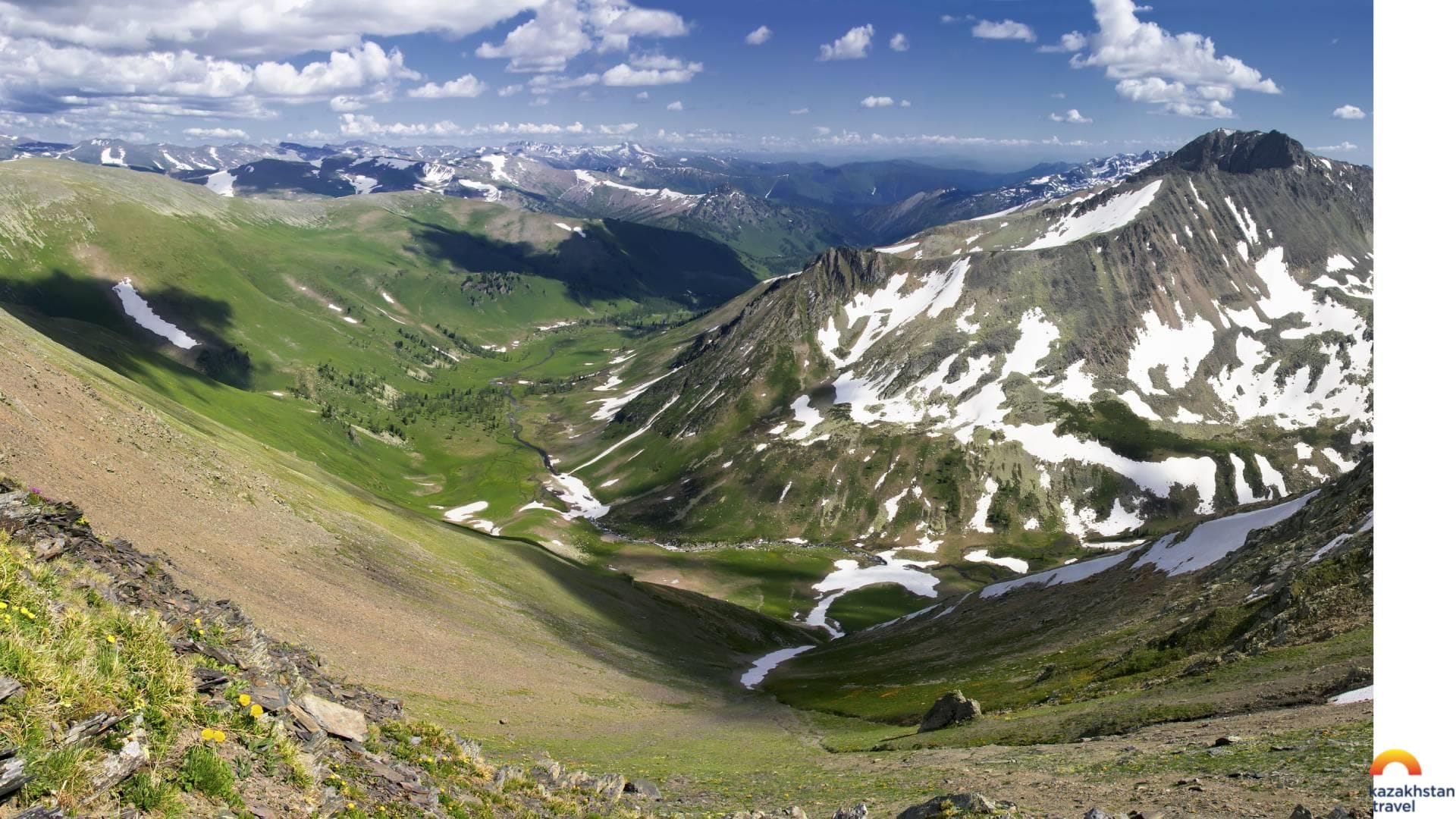 Аллея Выдающихся Деятелей